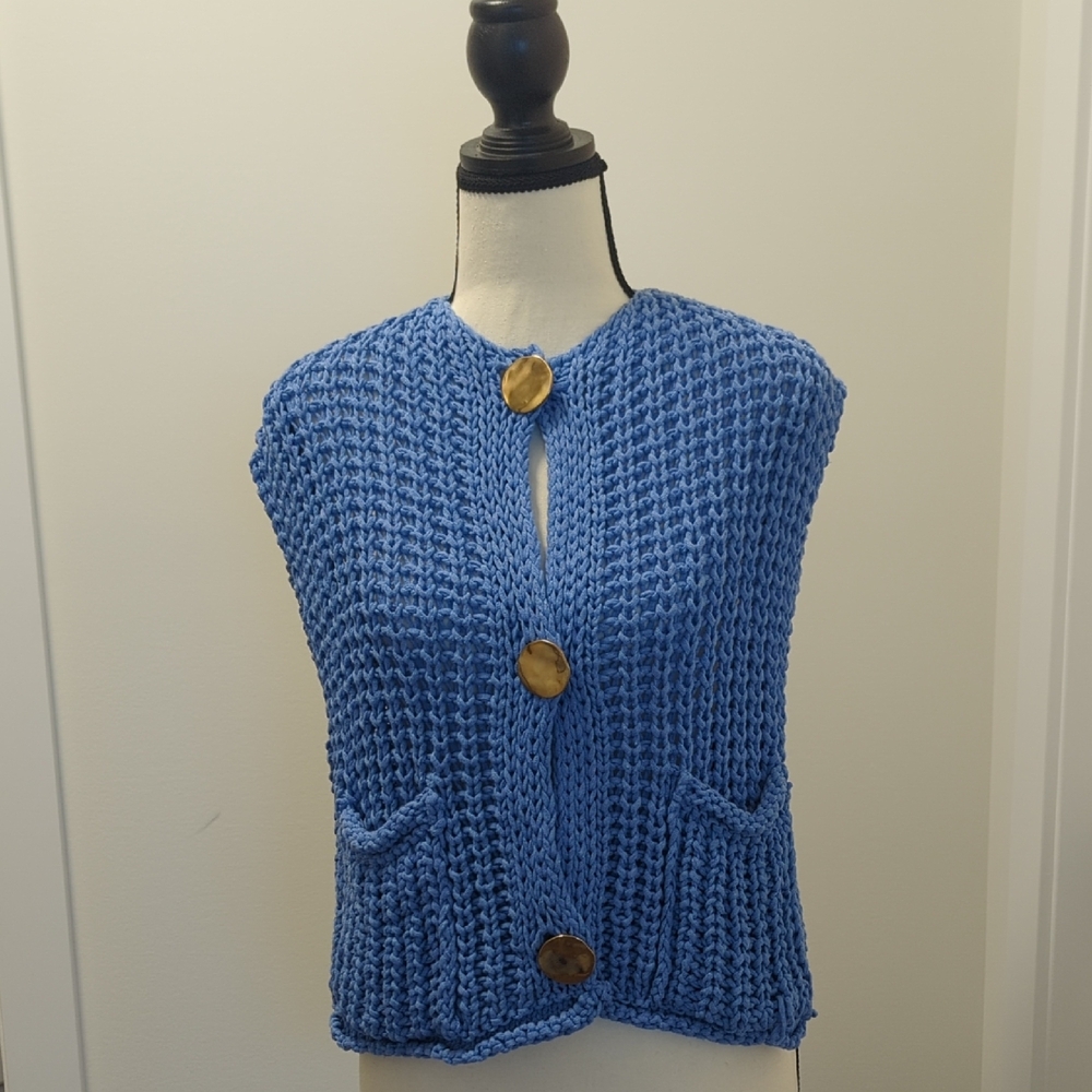 Zara | Soft Blue Chunky Knit Cardigan with Gold Buttons - Picture 5 of 7